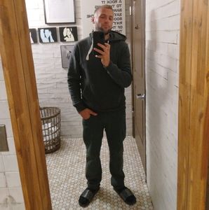 Meet your Posher, Christopher